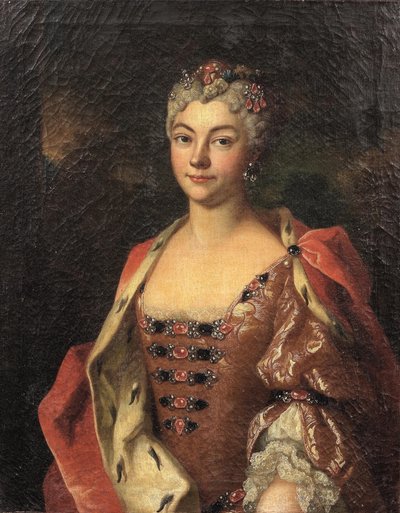 Porträtt av en adelsdam, halvfigur, i rosa klänning och hermelinkantad mantel av Henri Millot