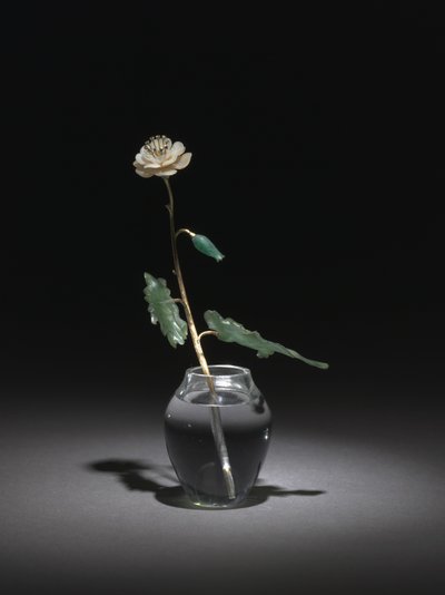 White Flower, firma Peter Carl Fabergé av Henrik Wigstrom
