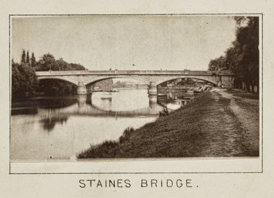 Staines Bridge av Henry W. Taunt