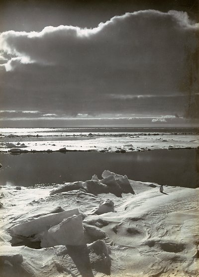 Solnedgång på packningen av Herbert Ponting