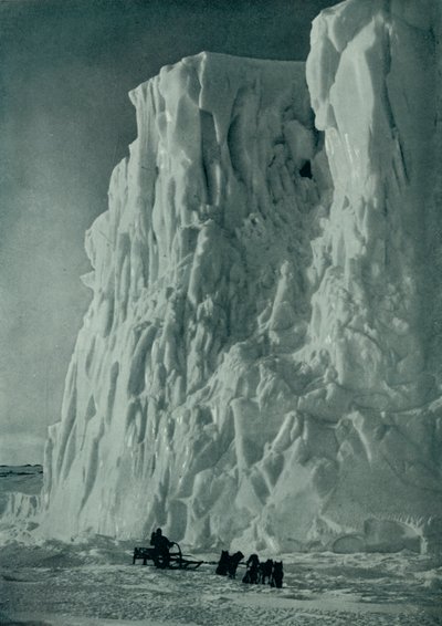 The Point of the Barne Glacier, c19101913, 1913 av Herbert Ponting