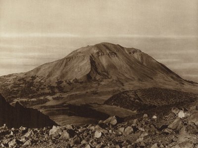 Mexiko: "Sierra Negra" sett från Pico de Orizaba, delstaten Puebla (svartvitt foto) av Hugo Brehme