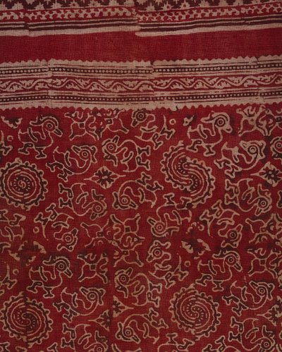 Blocktryckt textil för exporthandel med gäss, lotusknopp och rosettmönster, indisk, c.1500 (bomull) (detalj) av Indian School