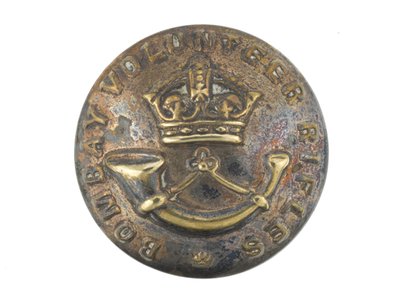 Button, Bombay Volunteer Rifles, före 1901 av Indian School