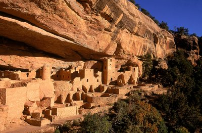 Mesa Verde är en nationalpark i USA som ligger i det sydvästra hörnet av Colorado. av Ira Block