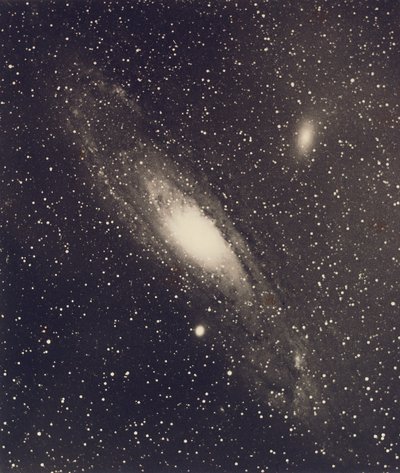 Dimma, 31m. Andromeda av Isaac Roberts