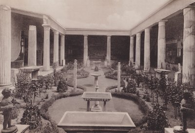 Casa Dei Vettii, Peristilio, House of the Vettii, the Peristyle (s/v foto) av Italian Photographer