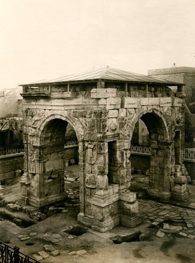 Marcus Aurelius-bågen efter restaureringarna, Tripoli, Libyen av Italian Photographer