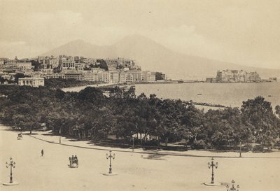 Neapel: Panorama sett från Mergellina (s/v foto) av Italian Photographer