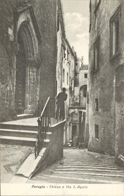 Perugia: Kyrkan och Via S. Agata (svartvitt foto) av Italian Photographer