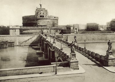 St Angelo slott och bron av Italian Photographer