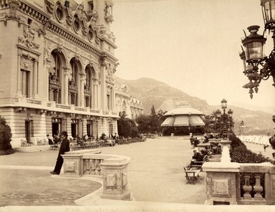 Terrassen vid havet nära kasinot i Monte Carlo, i Monaco av Italian Photographer