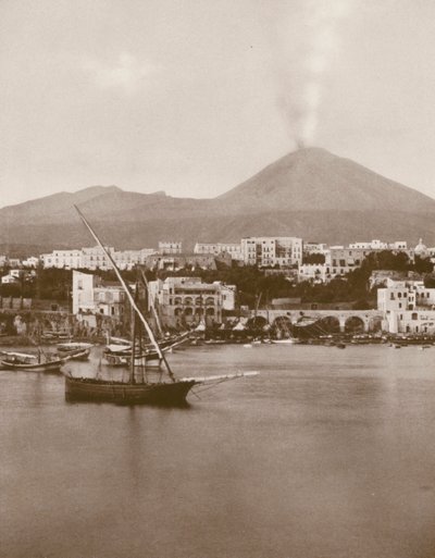 Torre Del Greco, Panorama och Vesuvius (svartvitt foto) av Italian Photographer