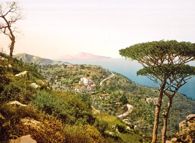 Utsikt över Vesuvius över Neapelbukten, 1890-1900 av Italian Photographer