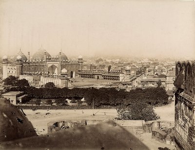 Utsikt över staden Agra och Moti-moskén (Agra Fort), c.1890 (silvergelatintryck) av Italian Photographer