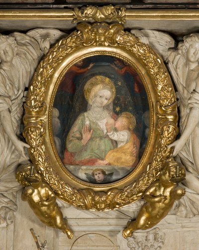 Altare av St. Eusebius, Fresk Vår Fru av Freden 1400-talet, insatt i ramen med änglar 1622 av Italian School