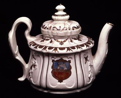 Armorial tekanna, Vezzi-fabriken, Venedig av Italian School