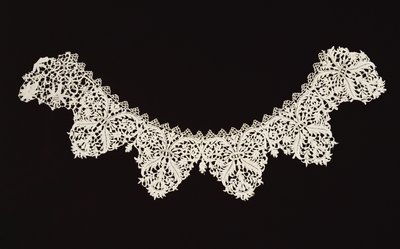 Krage, från Venedig, 1625-50 (linne och nålspets) av Italian School
