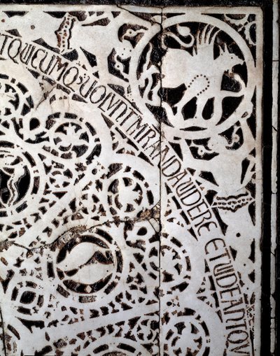 Detalj från det ursprungliga marmorgolvet 1000-1200-talet av Italian School