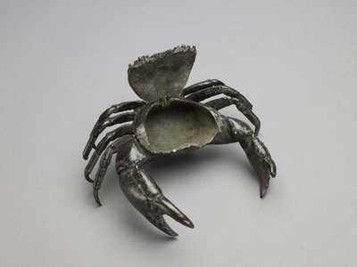 Bläckställ i form av en krabba, ca. 1560 (brons) av Italian School