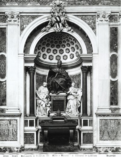 Monument till påven Clemens XII (1652-1740) med porfyrurna och kolonner från Pantheon, mellan Temperance (L.) och Prudence (R.) i Corsini Chapel (brons, marmor, porfyr) (s/v foto) av Italian School