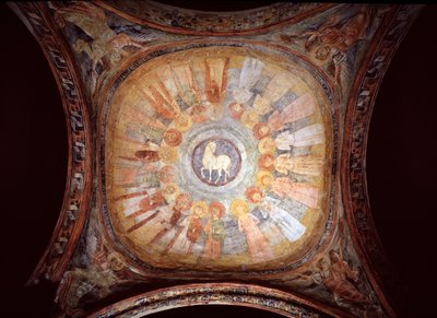 Mystiskt lamm omgivet av helgon och änglar - Fresco av Italian School