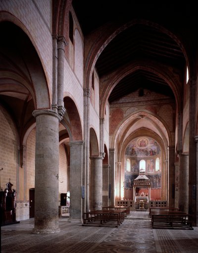 Mittskepp av katedralen St Mary av Italian School