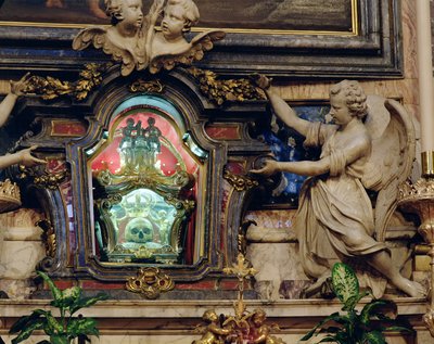 Relik av skallen av St. Aloysius Gonzaga belägen i högaltaret av Italian School