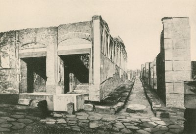 Byggnaden av Eumachia som den är (gravyr) av Italian School