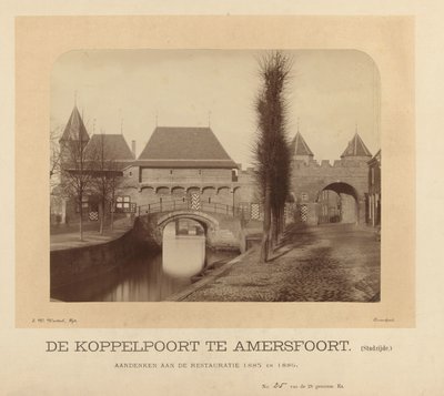 Koppelpoort i Amersfoort (stadssida) (titel på objekt) av J.W. Wentzel