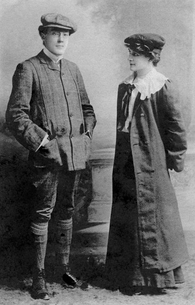 Mabel Hackney och Laurence Irving, 1907. av J. Beagles and Co.