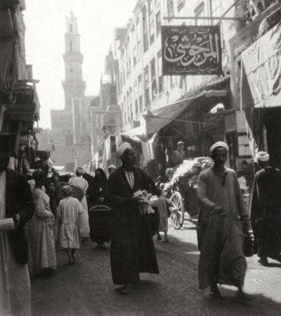 El Ghorias basar, Kairo, Egypten, 1900-talet av J. Dearden Holmes