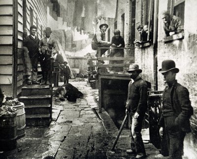 Utsikt över Little Italy, Mulberry Street, New York, USA, ca 1890 av Jacob August Riis