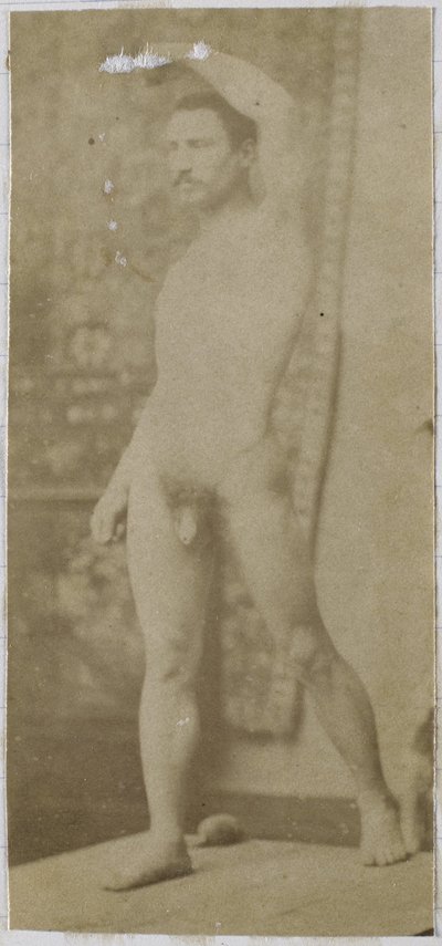 Studie av en manlig nakenmodell, stående upprätt och sedd snett framifrån, i Jacques de Lalaings studio av Jacques Lalaing (attributed to)