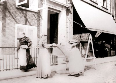 Kvinnor, Rotterdam, Nederländerna, 1898 av James Batkin