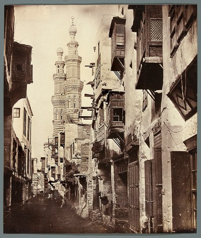 Egypten. Kairo. Gränd - i bakgrunden minareterna på Al-Mu