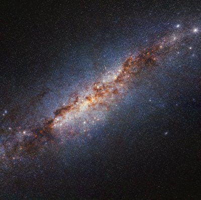 M82 Webb NIRCam – Kortare våglängder av James Webb Space Telescope (NASA)