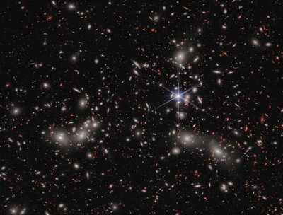 Pandoras Cluster (NIRCam Image) av James Webb Space Telescope (NASA)