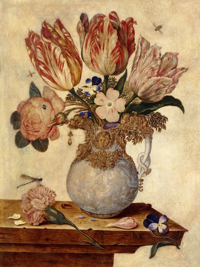 Tulpaner, förgätmigej, pioner och andra blommor i en vas på en avsats, av Jan Baptist van Fornenburgh