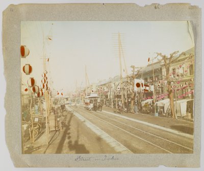 A Street i Tokyo, Japan (handfärgat svartvitt foto) av Japanese Photographer