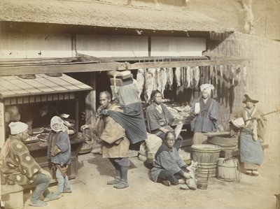 Marknadsplats i Japan (handfärgat svartvitt foto) av Japanese Photographer