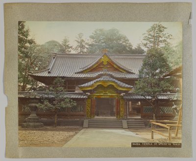 Templet i Uyeno, Tokyo, Japan (handfärgat svartvitt foto) av Japanese Photographer