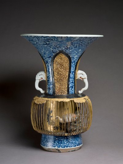 Fågelburvas, c.1720 (blandade media) av Japanese School