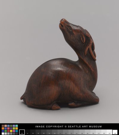 Netsuke modellerad som rådjur, mitten av 1800-talet (elfenben) av Japanese School