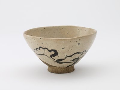 Teskål med design av odödlighetens svamp, okänd verkstad av Japanese School