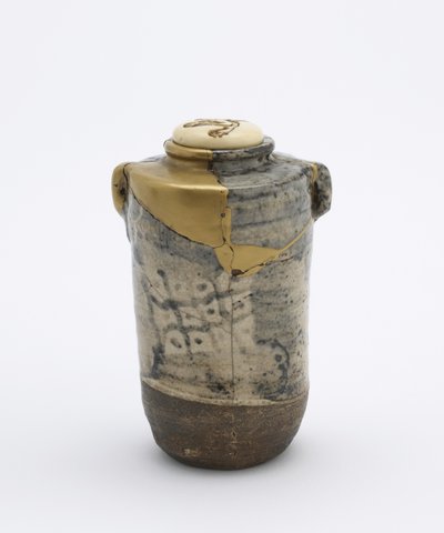 Tecaddie med två luggar, i Oribe-stil, Kyoto, Kyoto-fu, Edo-period, sent 1600-tal eller tidigt 1800-tal (keramik) av Japanese School