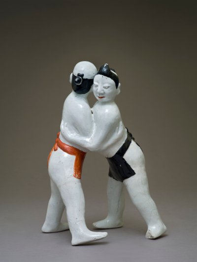 Brottare, japanska, troligen 1600-talet (lergods med polykrom underglasyr) av Japanese School