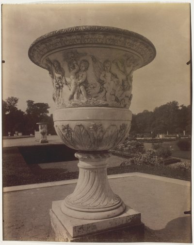 Versailles, vas av Jean Eugène Auguste Atget