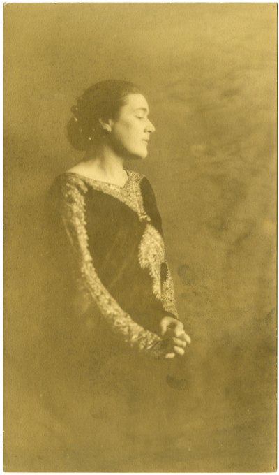 Fanny Hurst, ca 1909-20 (foto av gelatinsilver) av Jessie Tarbox Beals