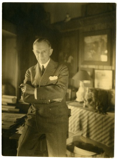 John McCutcheon, serietecknare i Chicago, ca 1905-40 (foto av gelatinsilver) av Jessie Tarbox Beals